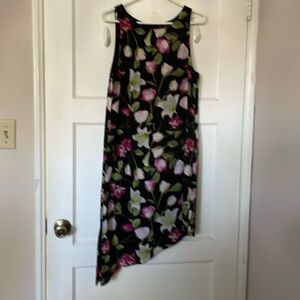 Club Mónaco size 6 Dress, used but with s in great condition, Silk